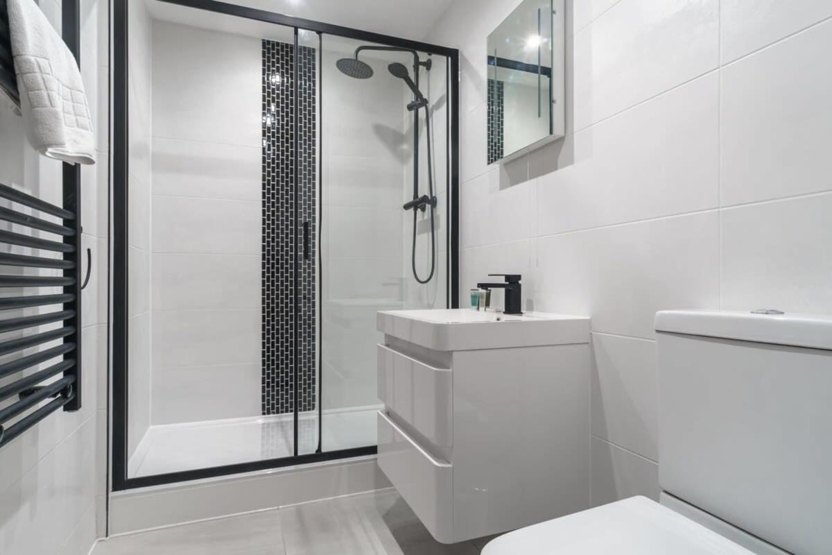 Contemporary 1 Bedroom Preston Apartment Екстериор снимка